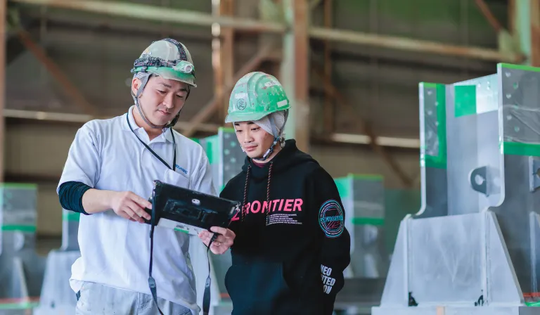 社員インタビュー02 社員の作業風景 4